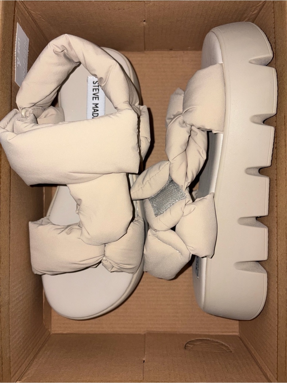 Steve Madden XANDRA Sandals in Taupe